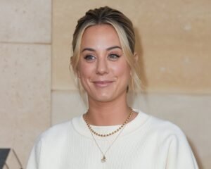 kaley cuoco nuxe